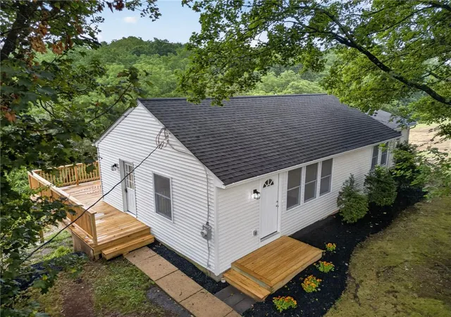 Photo 3 of Single family home for sale at 3741 Weidasville Rd, Schnecksville, PA 18078 | MLS# 781279 | Listing updated on 2026-08-17