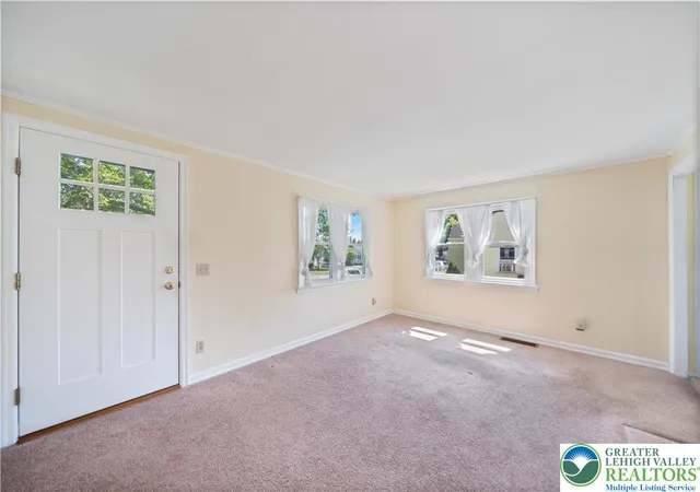 Photo 5 of Single family home for sale at 31 George Ave, Nazareth, PA 18064 | MLS# 781293 | Listing updated on 2026-08-21