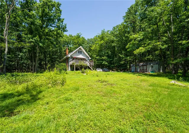 Photo 5 of Sale Pending at 3196 Woodcrest Ave, Effort, PA 18330 | MLS# 781311 | Listing updated on 2026-08-26
