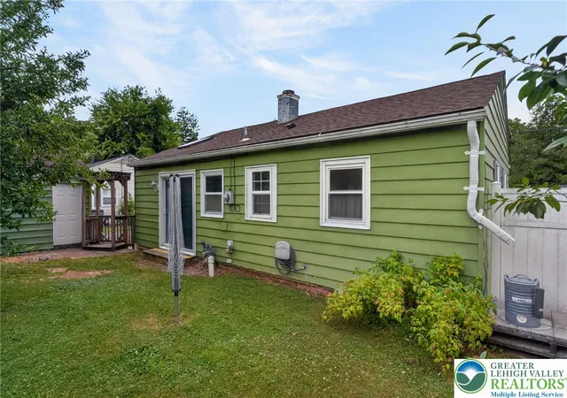 27th image of 309 Stelko Ave, Phillipsburg, NJ 08865 | MLS# 781456