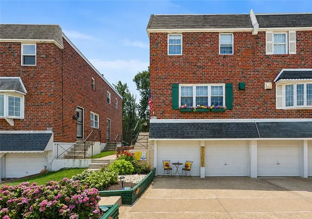 1st image of 9916 Canterbury Rd, Philadelphia, PA 19114 | MLS# 781459