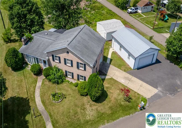 1st image of 50 Lincoln Dr, Tamaqua, PA 18252 | MLS# 781475