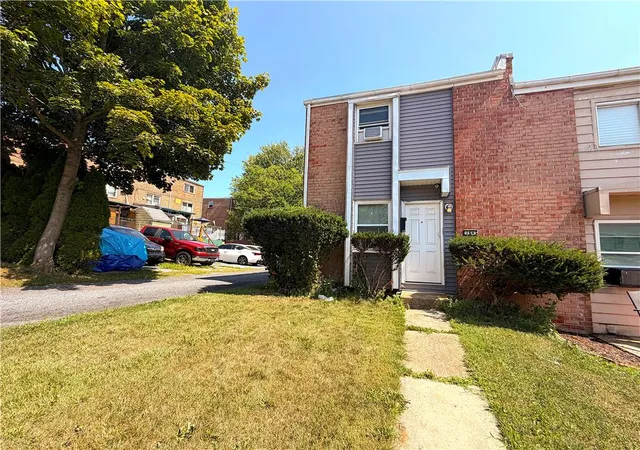 Photo 1 of Sale Pending at 164 Elm St E, Allentown, PA 18109 | MLS# 781280 | Listing updated on 2026-08-24