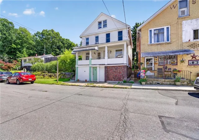 1st image of 325 E Fell St, Summit Hill, PA 18250 | MLS# 781327
