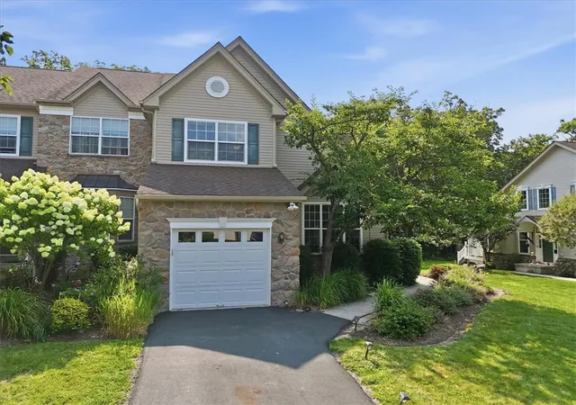 Photo 4 of Single family home for sale at 1762 Big Ridge Dr, East Stroudsburg, PA 18302 | MLS# 781749 | Listing updated on 2026-08-21