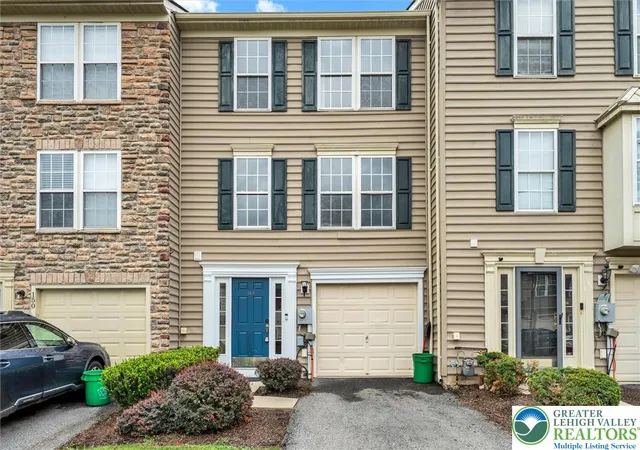Photo 1 of Sale Pending at 148 Knollwood Dr, Easton, PA 18042 | MLS# 781769 | Listing updated on 2026-08-23