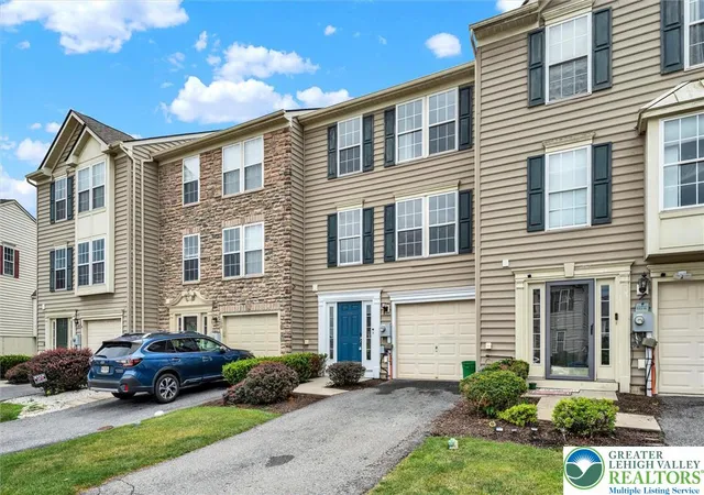 Photo 2 of Sale Pending at 148 Knollwood Dr, Easton, PA 18042 | MLS# 781769 | Listing updated on 2026-08-23
