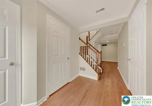 Photo 3 of Sale Pending at 148 Knollwood Dr, Easton, PA 18042 | MLS# 781769 | Listing updated on 2026-08-23