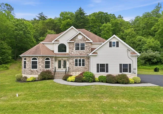 Photo 1 of Single family home for sale at 5248 Cherry Valley Rd, Saylorsburg, PA 18353 | MLS# 781886 | Listing updated on 2026-08-21