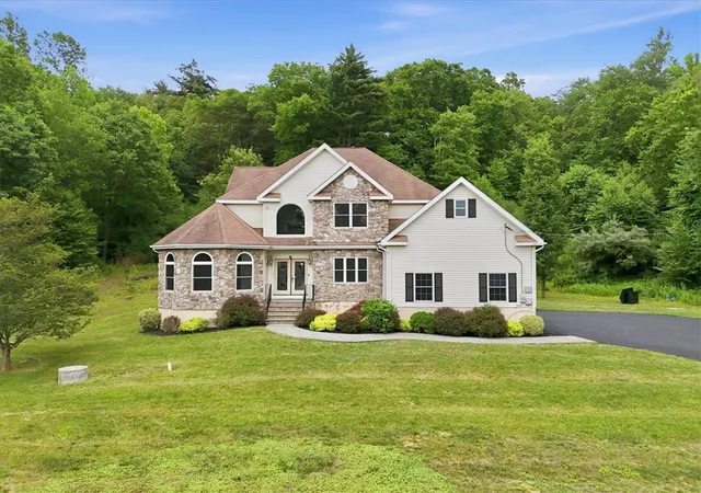 Photo 2 of Single family home for sale at 5248 Cherry Valley Rd, Saylorsburg, PA 18353 | MLS# 781886 | Listing updated on 2026-08-21