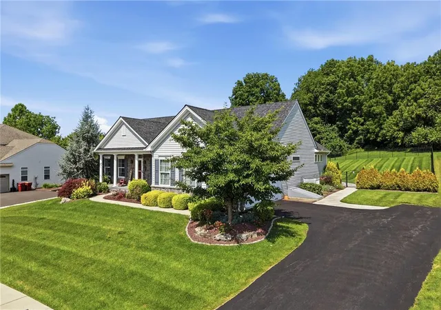 Photo 4 of Sale Pending at 4912 Reston Dr, Easton, PA 18040 | MLS# 781220 | Listing updated on 2026-08-25