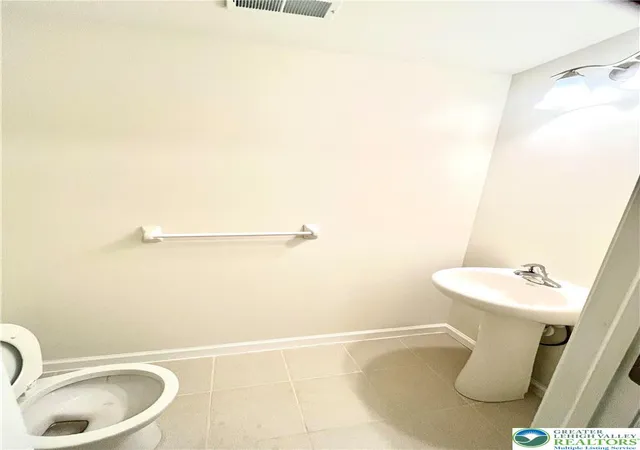 Photo 17 of Single family home for sale at 4424 Beech Dr, Nazareth, PA 18064 | MLS# 782049 | Listing updated on 2026-08-18