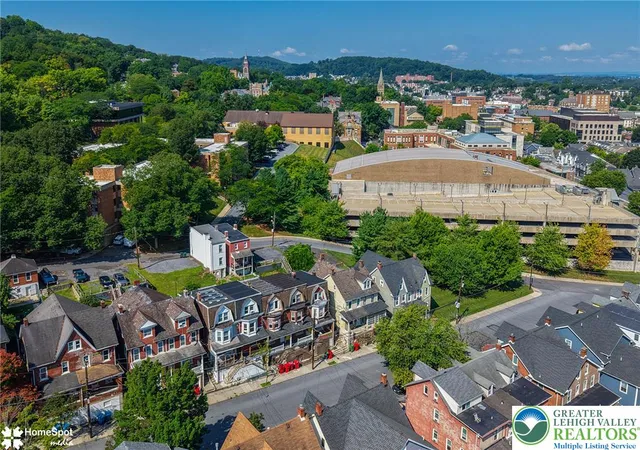 Photo 2 of Sale Pending at 560 Hillside Ave, Bethlehem, PA 18015 | MLS# 781982 | Listing updated on 2026-08-22
