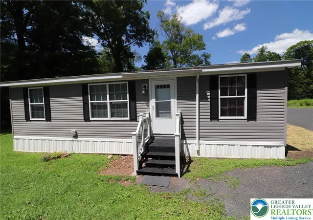 Photo 3 of Manufactured home for sale at 287 Birchwood, Saylorsburg, PA 18353 | MLS# 782227 | Listing updated on 2026-08-06