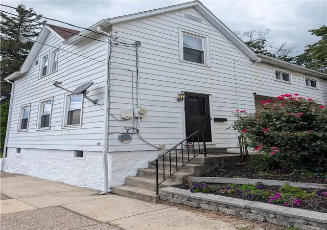 Photo 2 of Single family home for sale at 29 E Depot St, Hellertown, PA 18055 | MLS# 782231 | Listing updated on 2026-08-25