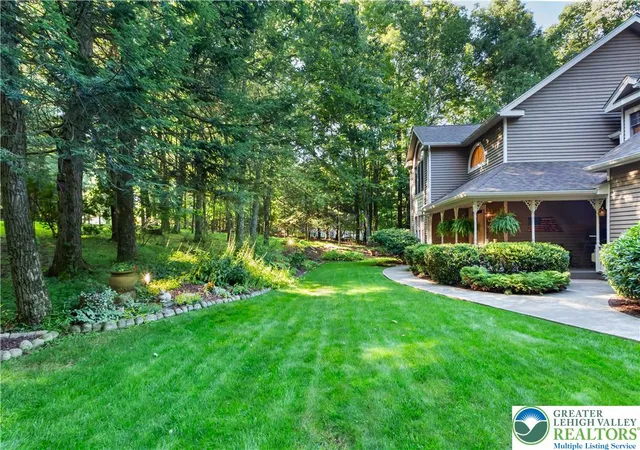 Photo 2 of Sale Pending at 191 Chatham Hl Rd, Stroudsburg, PA 18360 | MLS# 782152 | Listing updated on 2026-08-24