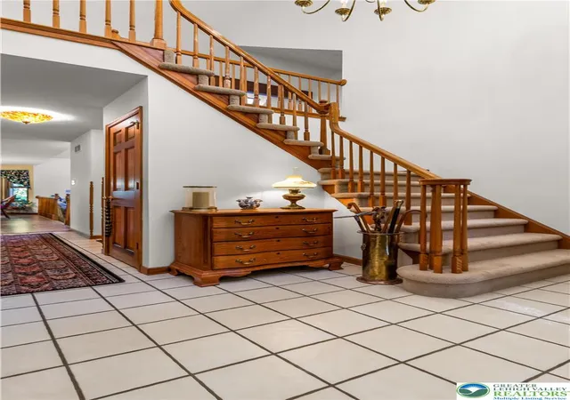 Photo 3 of Sale Pending at 191 Chatham Hl Rd, Stroudsburg, PA 18360 | MLS# 782152 | Listing updated on 2026-08-24