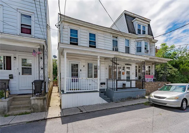 Photo 2 of Townhouse for sale at 535 Lewis St, Minersville, PA 17954 | MLS# 781595 | Listing updated on 2026-08-20