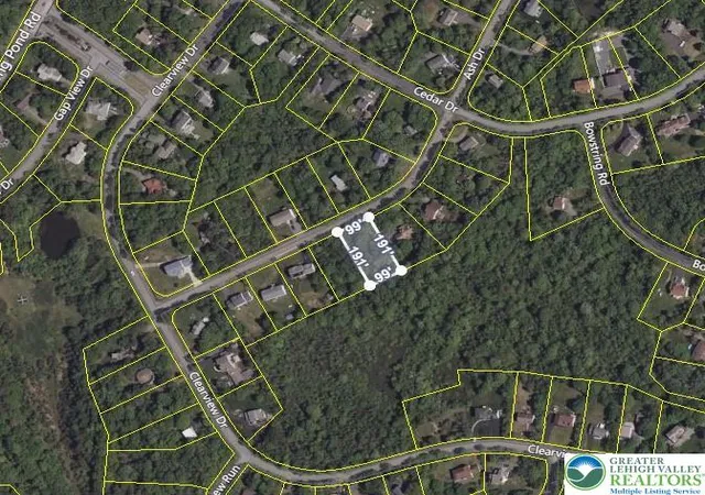 Photo 3 of Sale Pending at 124 Ash Dr, Long Pond, PA 18334 | MLS# 782299 | Listing updated on 2026-08-24
