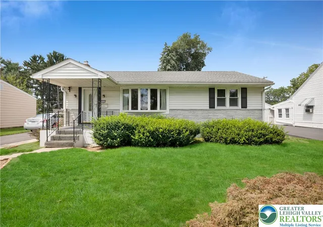 15th image of 2043 Troxell St, Allentown, PA 18109 | MLS# 782151