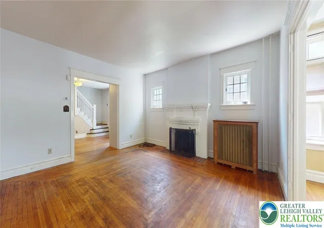 4th image of 2016 W Pennsylvania St, Allentown, PA 18104 | MLS# 782355