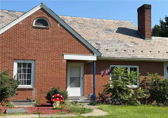 Photo 2 of Single family home for sale at 4023 Oakland Rd, Bethlehem, PA 18020 | MLS# 782091 | Listing updated on 2026-08-10