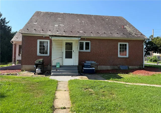 Photo 3 of Single family home for sale at 4023 Oakland Rd, Bethlehem, PA 18020 | MLS# 782091 | Listing updated on 2026-08-10