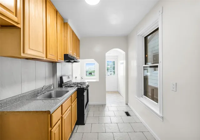 image of 439 E Hamilton St, Allentown, PA 18109 | MLS# 782452