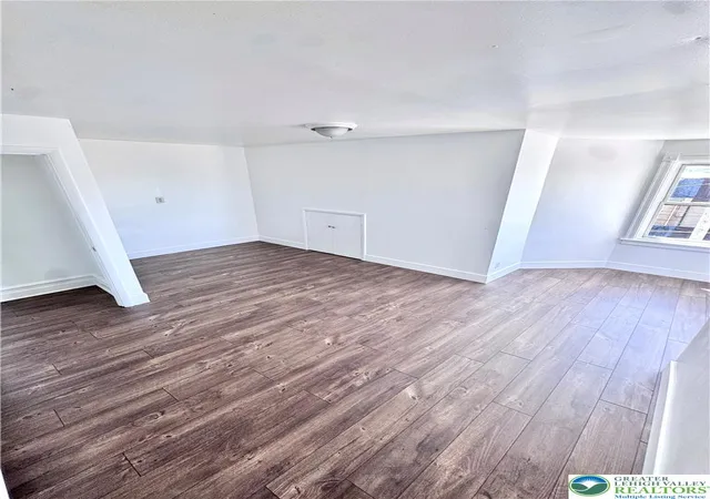 Listing Photo 2 - Condo for sale in building located at 535 W Tilghman St, Allentown, PA 18102 - Unit #