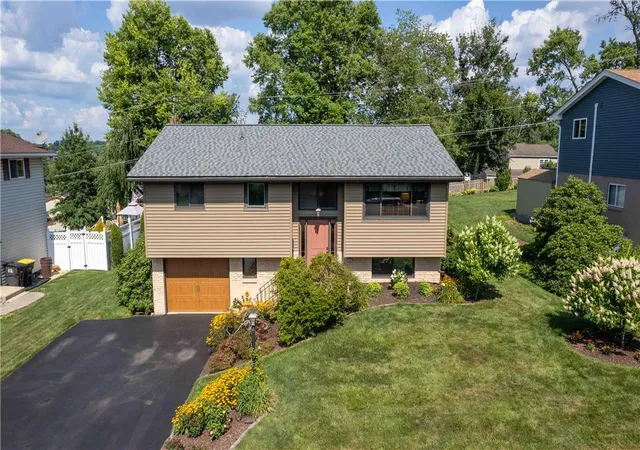 Photo 2 of Sale Pending at 1907 N 20th Street, Allentown, PA 18104 | MLS# 782130 | Listing updated on 2026-08-19