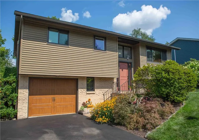 Photo 4 of Sale Pending at 1907 N 20th Street, Allentown, PA 18104 | MLS# 782130 | Listing updated on 2026-08-19
