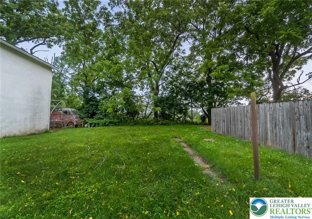 image of 326 N Filbert St, Allentown, PA 18109 | MLS# 782485