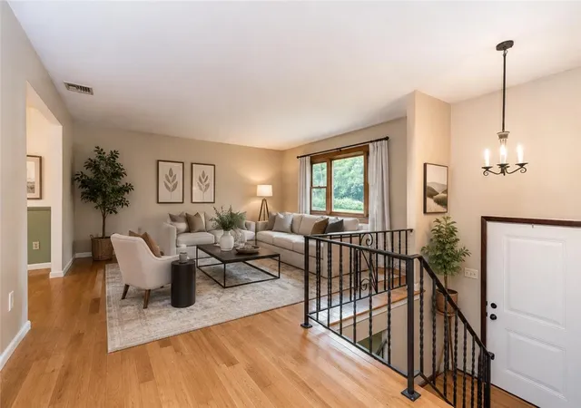 Photo 4 of Sale Pending at 1437 Pearl St, Allentown, PA 18103 | MLS# 782457 | Listing updated on 2026-08-26
