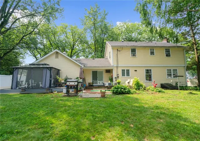 Photo 23 of Sale Pending at 2847 Fairfield Dr, Allentown, PA 18103 | MLS# 782561 | Listing updated on 2026-08-21