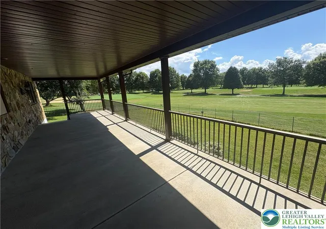 5th image of 17 Augusta Ln, Fleetwood, PA 19522 | MLS# 782603
