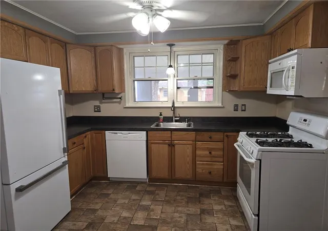 Photo 3 of Sale Pending at 655 Dorothy Ave, Fountain Hill, PA 18015 | MLS# 782606 | Listing updated on 2026-08-25