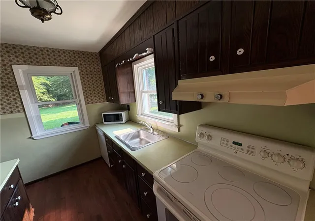 Photo 2 of Single family home for sale at 1383 Scottie Ln, Bethlehem, PA 18015 | MLS# 782555 | Listing updated on 2026-08-12