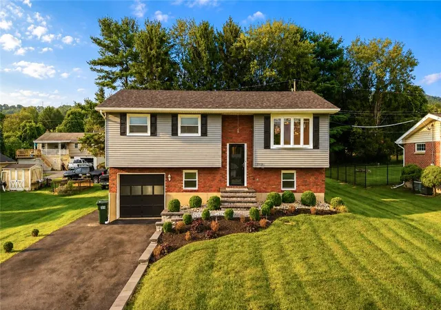 Photo 2 of Single family home for sale at 2102 Schwab Ave, Bethlehem, PA 18015 | MLS# 782585 | Listing updated on 2026-08-17