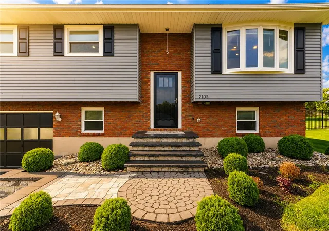 Photo 2 of Single family home for sale at 2102 Schwab Ave, Bethlehem, PA 18015 | MLS# 782585 | Listing updated on 2026-08-17