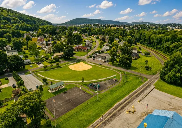 Photo 47 of Single family home for sale at 2102 Schwab Ave, Bethlehem, PA 18015 | MLS# 782585 | Listing updated on 2026-08-17