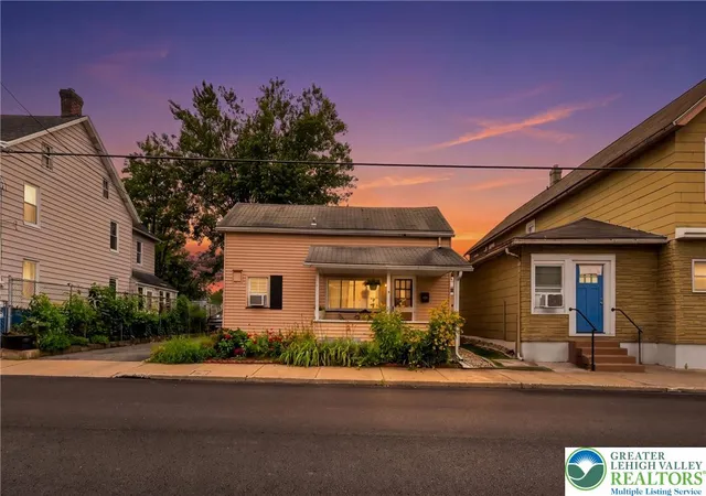 Photo 1 of Sale Pending at 1424 Newport Ave, Northampton, PA 18067 | MLS# 782574 | Listing updated on 2026-08-19
