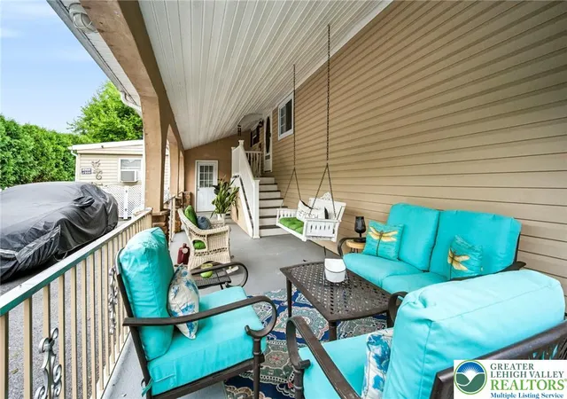 Photo 2 of Sale Pending at 303 W Madison St, Easton, PA 18042 | MLS# 782306 | Listing updated on 2026-08-22