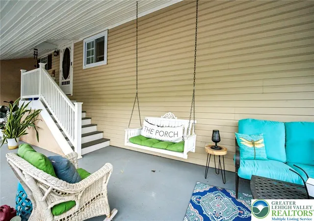 Photo 3 of Sale Pending at 303 W Madison St, Easton, PA 18042 | MLS# 782306 | Listing updated on 2026-08-22