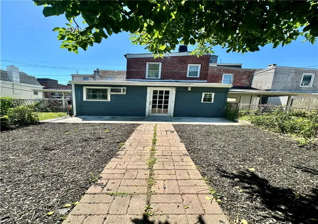90th image of 129 W Allen St, Allentown, PA 18102 | MLS# 782654