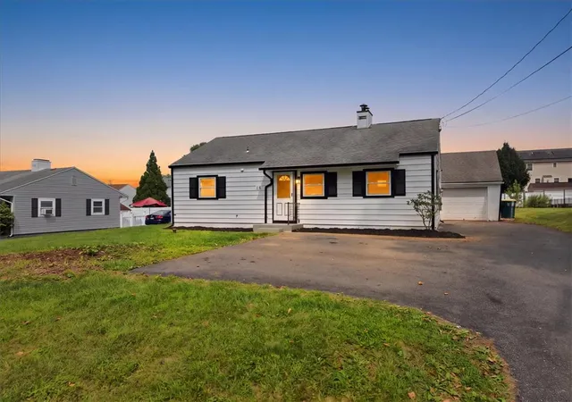 Photo 1 of Single family home for sale at 16 East Ln, Easton, PA 18045 | MLS# 782667 | Listing updated on 2026-08-13