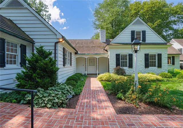 Photo 2 of Single family home for sale at 1596 Weyhill Cir, Bethlehem, PA 18015 | MLS# 782321 | Listing updated on 2026-08-13