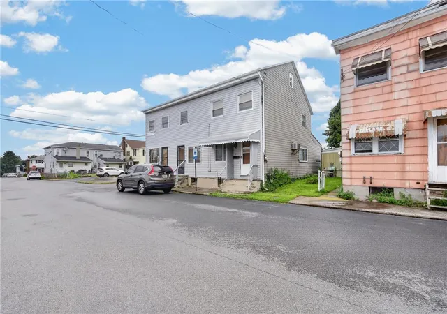 1st image of 17 Logan St, Mc Adoo, PA 18237 | MLS# 782677