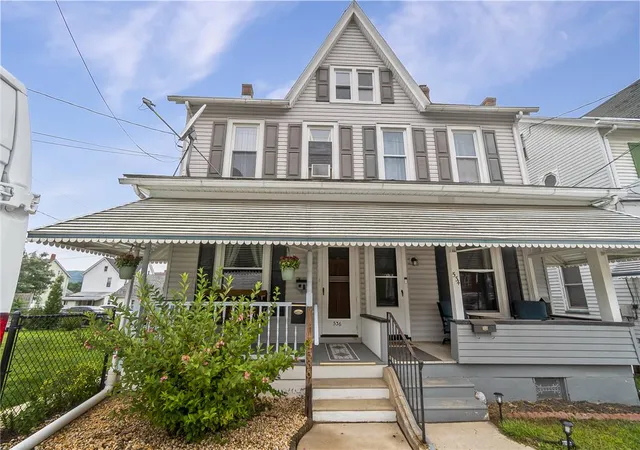 Photo 1 of Sale Pending at 536 W Washington St, Slatington, PA 18080 | MLS# 782638 | Listing updated on 2026-08-19