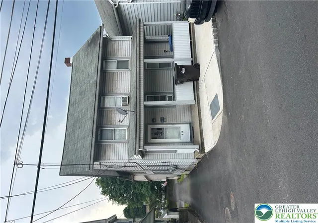 Photo 2 of Multi family home for sale at 434 Main St, Freemansburg, PA 18017 | MLS# 782564 | Listing updated on 2026-08-13