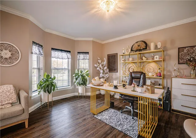 Photo 5 of Sale Pending at 129 Chase Holw Dr, Nazareth, PA 18064 | MLS# 782612 | Listing updated on 2026-08-20